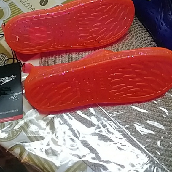 Speedo - Picture 2 of 3